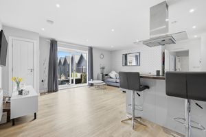 Photo 11- click for photo gallery